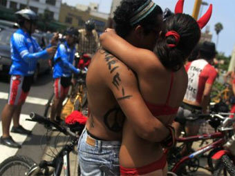  .  Reuters 