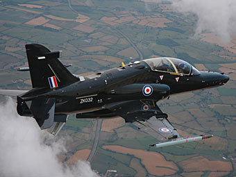 Hawk T2.    airliners.net