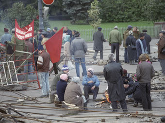    ,  1993 .       